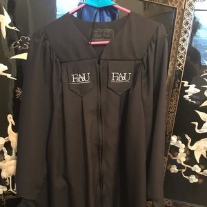 FAU Floridq Atlantic University cap and gown